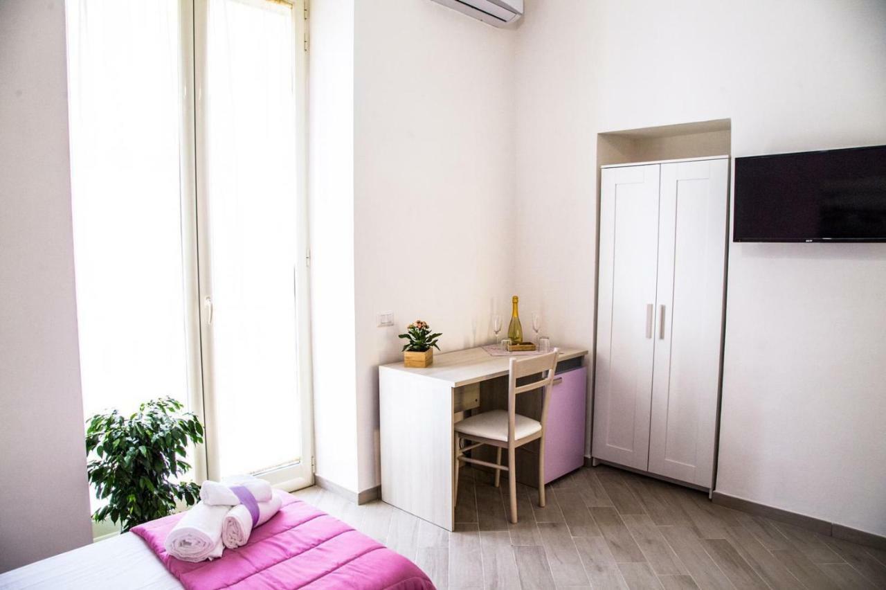 Borgo Angioino Bed and Breakfast Napels Buitenkant foto
